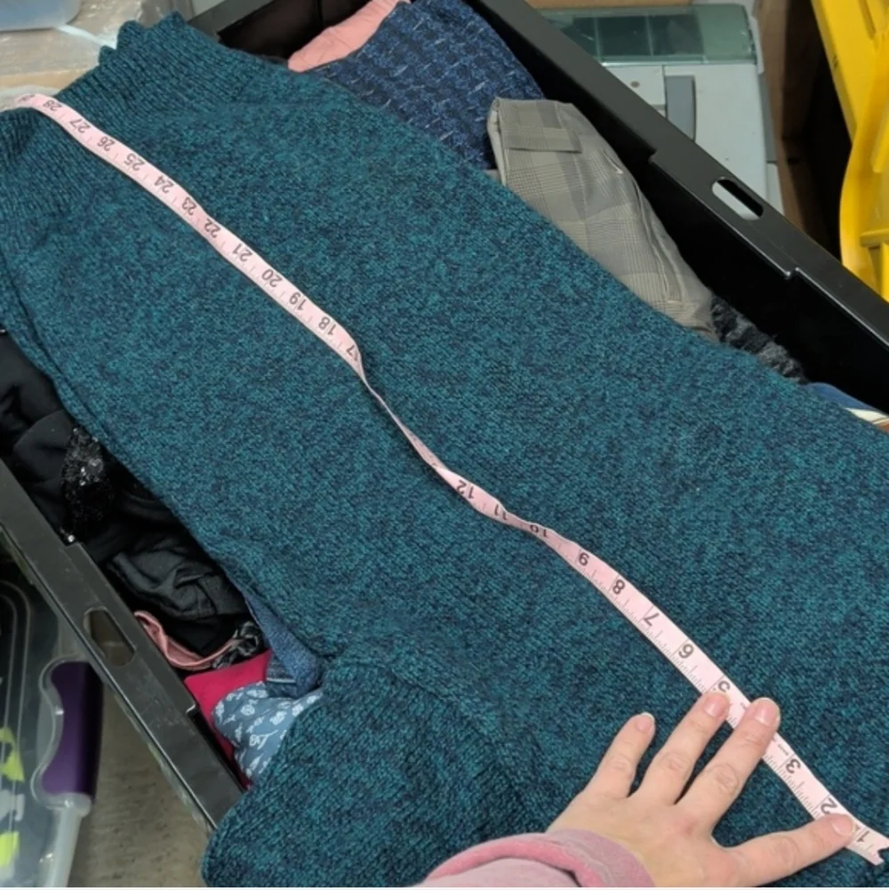 Eddie Bauer vintage 80s wool XL Tall sweater Men's Crewneck Sweater in Teal - Picture 8 of 8